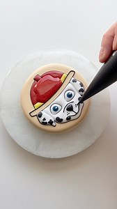 743K views · 10K reactions | Are you even a cookie decorator if you haven’t made Paw Patrol cookies? recipes, supplies and more linked in my bio♥️ turntable by @oddflowercreations #pawpatrolcookies #marshallpawpatrol #cookiedecorating #royalicingcookies #oddlysatisfying | lizziebakesco | Facebook