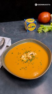 🦐🎄 Crema de langostinos: una receta gourmet para Navidad 🛒🤩 Los langostinos Lidl España son la apuesta segura para un entrante de lujo.🎅 ¡Impresiona en tu cena navideña! 👨‍🍳 La receta escrita aquí 👉 https://www.hogarmania.com/cocina/recetas/sopas-cremas/crema-de-langostinos.html?utm_source=Facebook&utm_medium=social&utm_perfil=Karlos&utm_campaign=crema-de-langostinos | Karlos Arguiñano