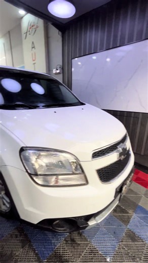 Explore the Benefits of EV Car Windshield Protection