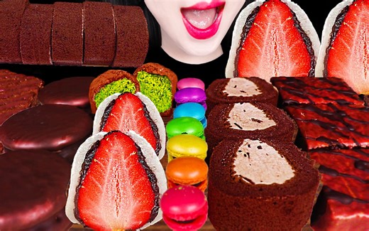 Jane ASMR CHOCOLATE STRAWBERRY MOCHI EATING