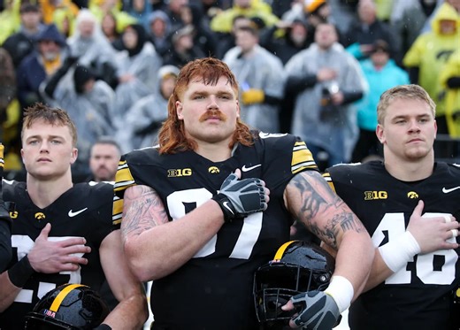 Gennings Dunker would be an excellent additon to the Broncos OL