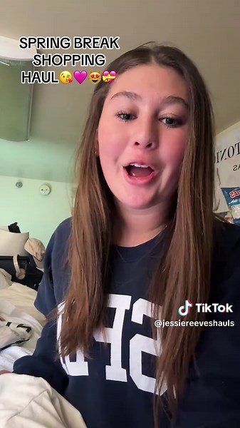 Spring break haul… I need to do some more shopping. 🥲🥲💙💙#springbreak #springbreakhaul #haul #fyp #shopping #outfitinspo