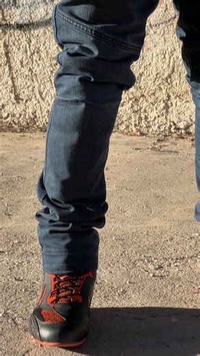 #KTMPowerWear - Urban cool. Serious protection. Combine the TENSION V2 LEATHER JACKET with RIDING JEANS V7 and you get the ultimate in urban riding gear. Perfect for KTM 390 DUKE rider who want to impress! Hit the link for more details https://brnw.ch/21wPFjH #KTM #ReadyToRace #GetDuked #TheCornerRocket #KTM390Duke #NoBullshit #NothingToHide #WornWithIntent | KTM