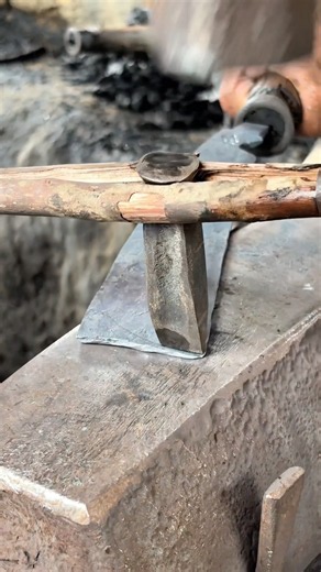 Cutting iron, with high instincts and skills
