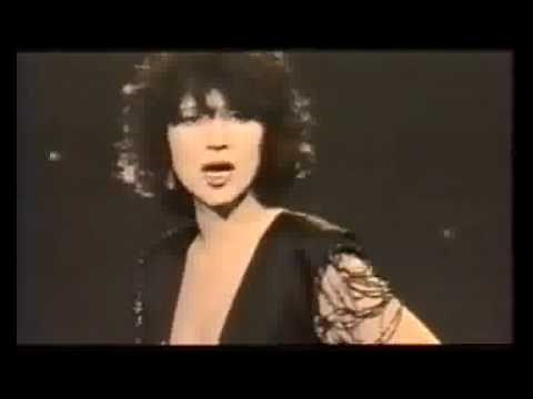 HALINA FRACKOWIAK -Papierowy ksiezyc