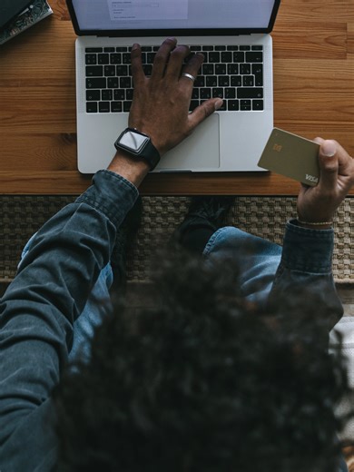 Apply for an Online Master's in the UK with Student Finance