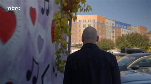 12K views · 9.7K reactions | Behind The Song Part 1 - How “Lightning Crashes” came to life on @top2000agogo #livetheband #edkowalczyk #lightningcrashes #throwingcopper | LIVE | Facebook