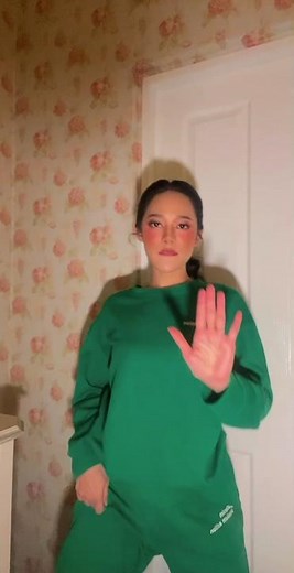 drop a lot 💵 need more money right now 😂