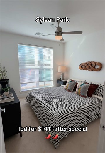 Only a handful of these beautiful homes left at this price! This community has amazing amenities and a great location! 🌶️ DM for more info 🏡 📱615.556.2646 O: 615.606.APTS #nashville #apartments #movingtonashville #realestate #housetour
