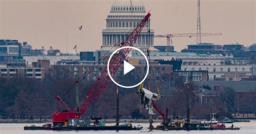 Aircraft Wreckage Is Recovered From Potomac River