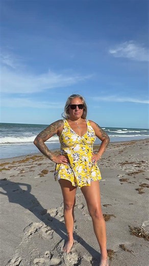 Cute Two-piece Tankini Style Swimsuit - Perfect for Beach!