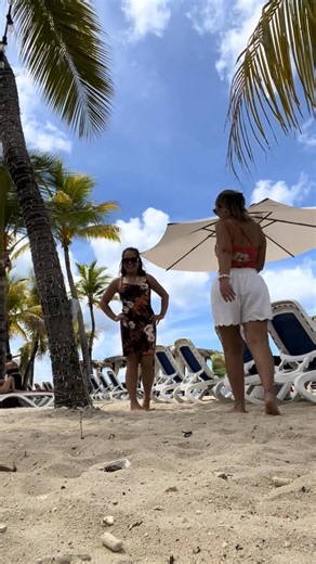 Hello World 🌎 Miss Universe 2025🤣💋💗 | Delle Dior