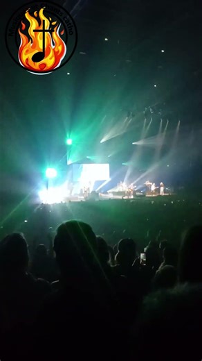✨ Glorious live au Zénith Strasbourg – Que ma bouche chante ta louange ! 🎶