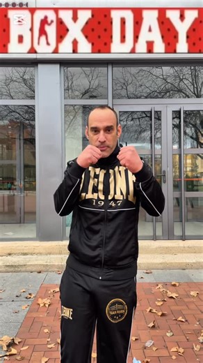 TEAM MARIN on Instagram: "Vuelve el mejor evento de boxeo “BOX DAY” 21 de febrero POLIDEPORTIVO LAS GAUNAS con los mejores combates de boxeo y la mejor puesta en escena, RESERVA EL DÍA 21 para gozar del mejor evento 🥊🥊 🎟️🎟️ MUY PRONTO ENTRADAS A LA VENTA, OS INFORMAREMOS DÓNDE ADQUIRIDLAS 🎟️🎟️"