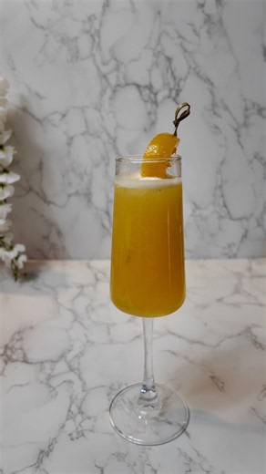 Brunch Mocktail- Peach Agave #drinks #mocktail #mocktailrecipes #drink #drinkideas