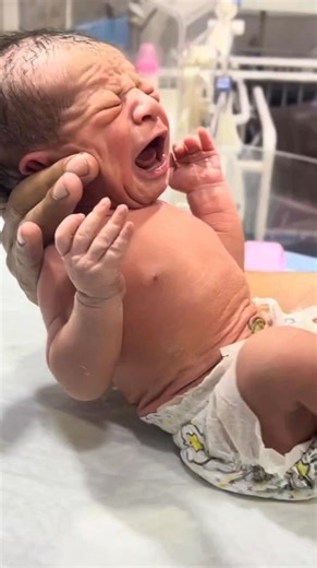 Today was such a special day — our little one had their very first feeding! 🍼💖 Watching those tiny movements and adorable reactions just melted our hearts. Every moment is truly precious! 💕 👶 Join us on this beautiful journey of baby milestones, love, and growth. Don’t forget to like, comment, and subscribe for more adorable baby moments! 🌟 📢 Disclaimer: All videos shared on this channel are for educational and awareness purposes only. The babies featured in these videos are recorded with 