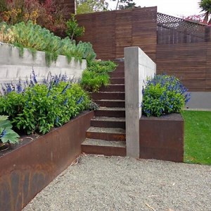 [Hot Item] Landscaping Design Metal Stair Risers Corten Steel Steps Garden Stairs