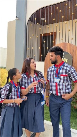 Introducing the "VitaWear SmartBand," 6 next-generation wearable gadget 🎉