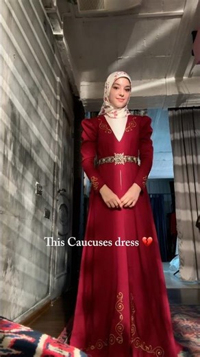 caucasion style❤️‍🔥 #hijabehaya #muslimgirl #abay #caucasusstyle