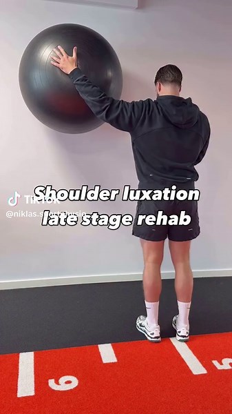 Effective Late-Stage Shoulder Dislocation Rehab Techniques