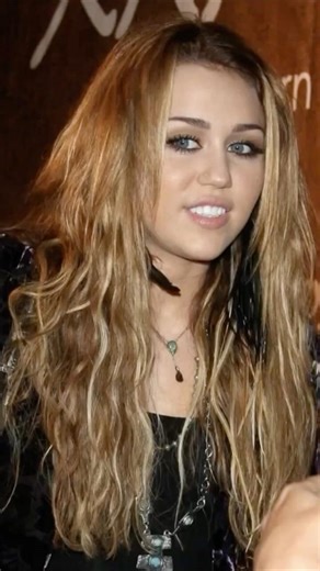 Watch Miley Cyrus Slay This Dance Like a Queen 👑#shorts