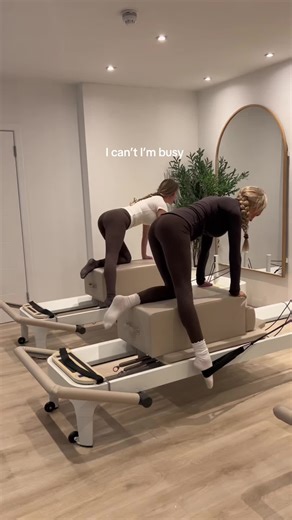 Your sign to try reformer Pilates ✨🩰 & focusing on yourself! 2026 is the year I prioritise my health & wellness #reformerpilates #reformer #reformerworkout #healthandwellness #lockin