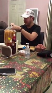 1.5M views · 27K reactions | Plebes mi primer tutorial de antojitos en esta ocasión les preparé chimichangas, después de muchas interrupciones por fin la pude hacer 藍 | Hector Limon Oficial | Facebook