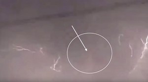 UFO or water droplets? What appeared during a thunderstorm in Texas sparks bigger apocalyptic debate