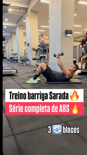 ☄️Barriga sarada… 🏋️‍♀️🔥 com estratégia. ⠀ 🔥Sim, o treino de abdômen fortalece, define e deixa tudo mais firme 💪 💥Mas não existe definição sem déficit calórico. 🍎⚖️ Não adianta nada, se não houver uma alimentação ajustada— o resultado simplesmente não aparece. ⠀ Quando você une treino bem feito alimentação ajustada → a mágica acontece ✨ E acontece de verdade. ⠀ Se você quer ver a linha do abdômen aparecendo, a cintura afinando e a autoestima voltando… 💃🔥 Vem pro meu mundo. ⠀ Vem pro Team