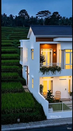 The vast rice fields give the mind space to breathe. #mountains #ricefields