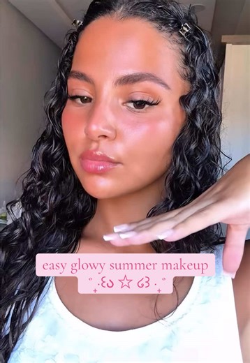 simple easy summer makeup routine🦋🦋🦋 video: @sannnaae #makeuptutorial #summermakeup #makeupinspo #easymakeup #creatorsearchinsights