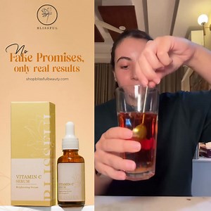 9.3K views · 30 reactions | 퐆퐨퐨퐝 퐬퐤퐢퐧 퐝퐚퐲퐬 퐬퐭퐚퐫퐭 퐰퐢퐭퐡 퐭퐡퐞 퐫퐢퐠퐡퐭 퐬퐞퐫퐮퐦! Our Vitamin Serum is your go-to for a fresh, healthy glow—without the fuss. ✔️ Instantly hydrates & nourishes ✔️ Brightens dull skin over time ✔️ Lightweight & fast-absorbing ✔️ Perfect for everyday use One simple step for radiant skin—try it now!  | Blissful Beauty | Facebook