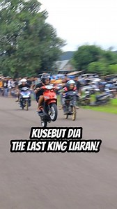 1.9M views · 16K reactions | Kusebut dia raja terakhir liaran sulsel, semua motor dia lawan! Siapa sih yang gak kenal dengan joki liaran ini pengikut semua orang ＠sorotan sorotan #tomaruracing #trending #reels #fypfbpro #fyp #semua #otomotif #balapmotor #viral #dragbike #viralreelschallenge #racing #fypシ゚ #fypシ゚viral #fypシ゚viralシ2025fypシ゚viralシ2025 | Tomaru racing | Facebook