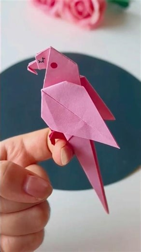 How to fold a parrot that can stand on your hand, very cute! #shorts #papercraft #parrot