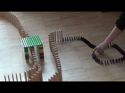 Kinder bauen mit Holzbausteinen - Kapla