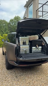 Summer in the Hamptons starts with unpacking and setting up the walk in closets. #hamptons #closettour #unpacking #organizedhome | Ben Taylor NYC