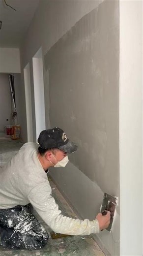 Painter Applying putty | Puttying for renovation #putty 260316