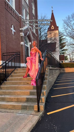 Iconic. 🎀✨🦢 #fyp #bride #icon #bridetobe #barbie