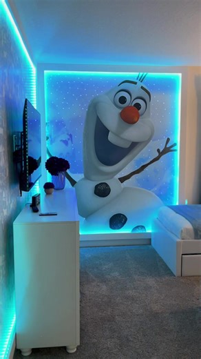Elsa Themed Vacation Home in Orlando, Florida