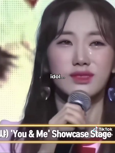 Idol Collapse on Stage: Heartfelt Reactions Explained