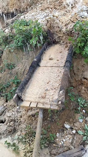 757K views · 4K reactions | Gold screening process on a hill #Filtration #AltınFiltreleme #FiltragemdeOuro #금필터링 #تصفيةالذهب #การกรองทองคำ #Filtraggiodelloro | Yundra Gold . Digger | Facebook