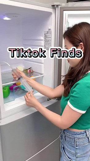 It only takes 3 steps to clean up the refrigerator with this cleaning set #lifehack #tiktokmademebuyit #cleantok #cleaningtiktok #homehacks #refrigerator