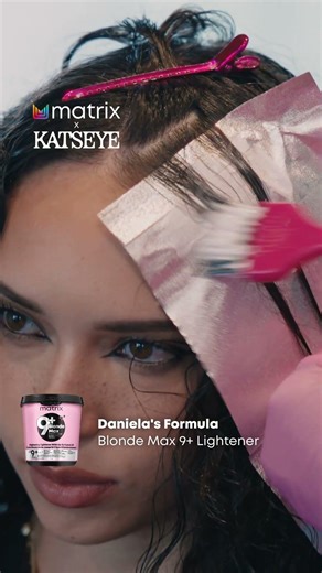 Matrix Professional Hairstylist @georgepapanikolas decodes Daniela’s Mermaid Money Pieces