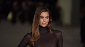Kaia Gerber's '90s glam is a throwback to her mother's supermodel era