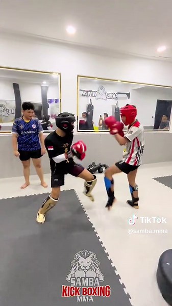High Performance Kickboxing Classes for Kids and Teens