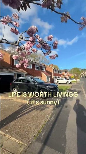 Life is just better when it’s sunny ☀️ #summer