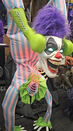 Laughing Handstand Clown Animatronic at Lowe's