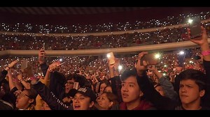 72K views · 9.3K reactions | Gracias 2019 por dejarnos vivirte, por los aprendizajes, la familia, la amistad, el amor y por la fortuna de poder compartir la música. Y gracias a todos Ustedes que nos acompañaron en el trayecto. Los quiero mucho !Feliz 2020! | Siddhartha | Facebook