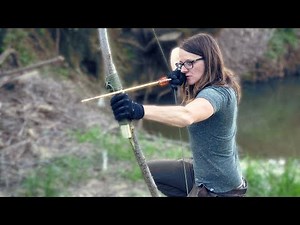 Building A Survival Bow With Paracord