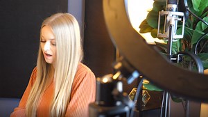 Meet the viral Indianapolis vocal coach behind VoxTape Studios